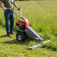Sickle bar mower with self propelled system - HECHT 587