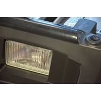 Na přední straně panelu se nachází světlo