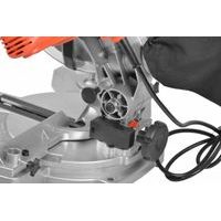 Pohled ná základnu a uchycení