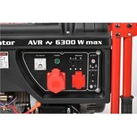 Ovládací panel se zásuvkami a voltmetrem