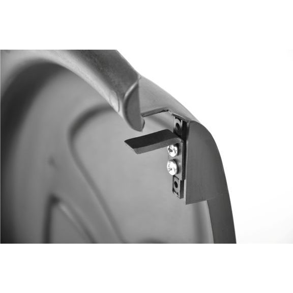 Detail zastřihovače struny