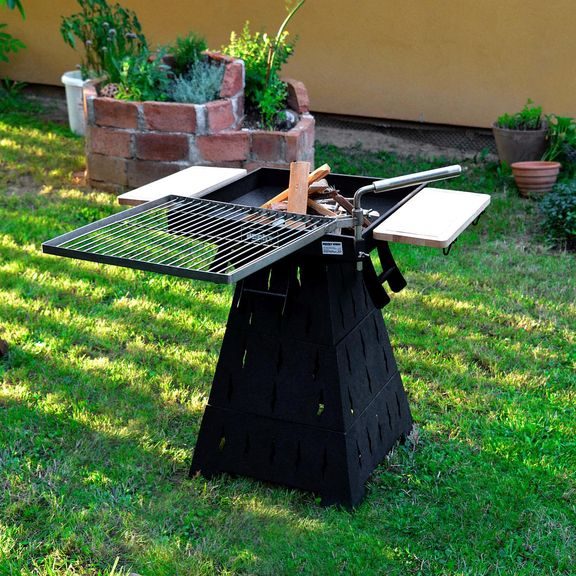 Charcoal garden grill - HECHT VESUV