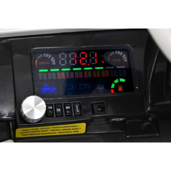 rádio s displejem, MP 3 přehrávač a ukazatel stavu akumulátoru