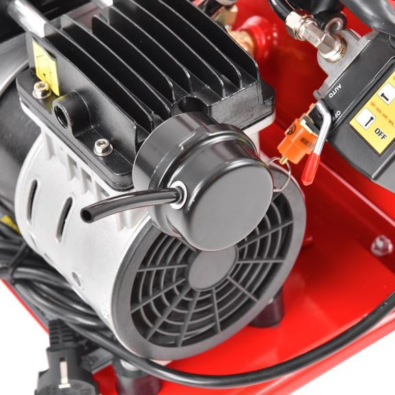 Oil-free compressor - HECHT 2808