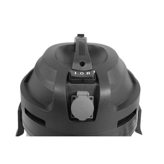 Motor vysavače - vypínač