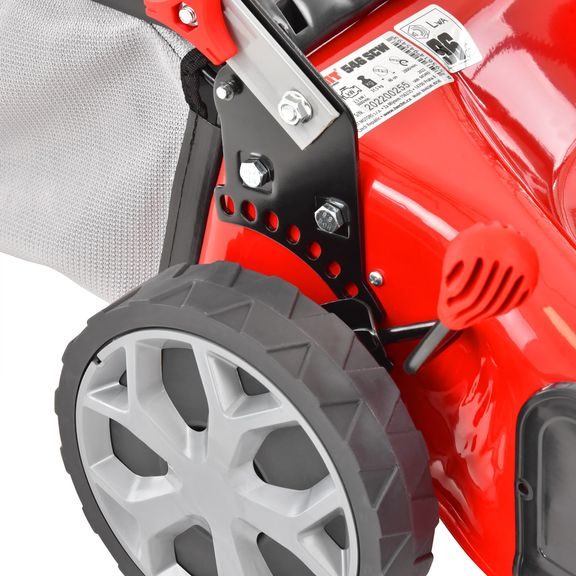 Petrol lawn mower with self propelled system - HECHT 546 SCW 5 in 1