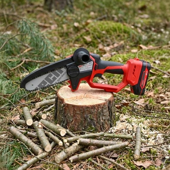 Cordless Chainsaw - HECHT 99129