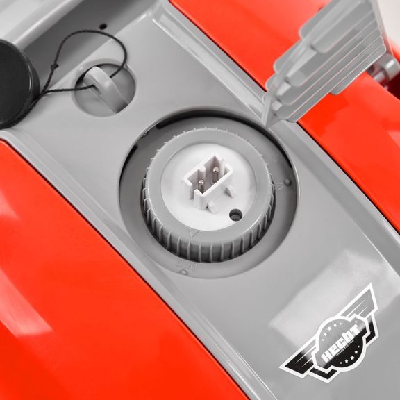 Automatic pool vacuum cleaner - HECHT BLUESEA 80