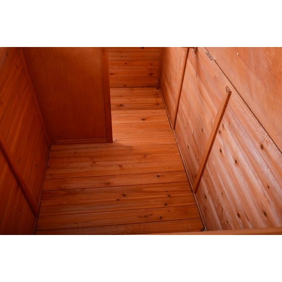 Pohled na vnitřek boudy