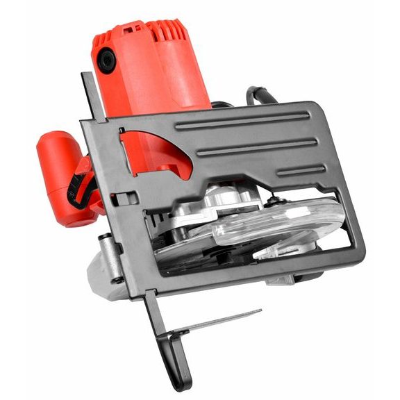 Pohled na spodek základny