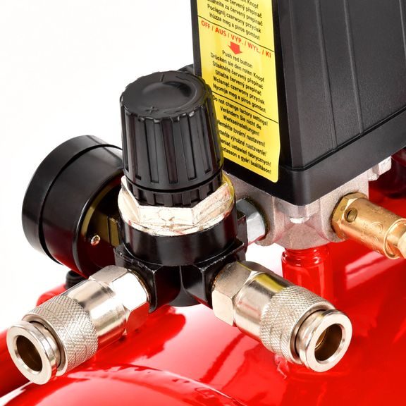 Oil-Free Two-Motor Air Compressor - HECHT 2089