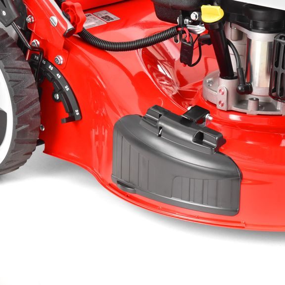 Petrol lawn mower with 4-speed self propelled system - HECHT 5563 SXE 5 in 1
