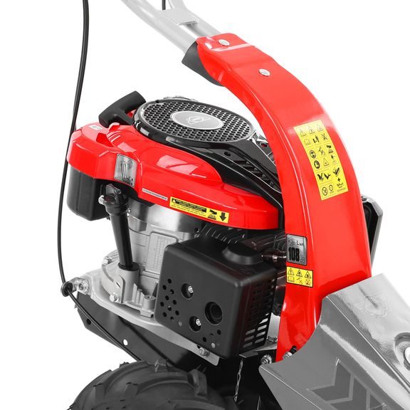 Sickle bar mower with self propelled system - HECHT 587