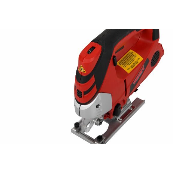 Pila má integrovaný laser