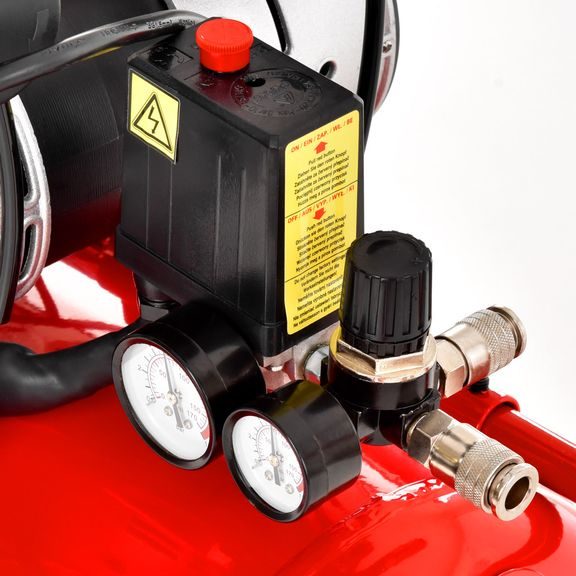 Oil-Free Two-Motor Air Compressor - HECHT 2089