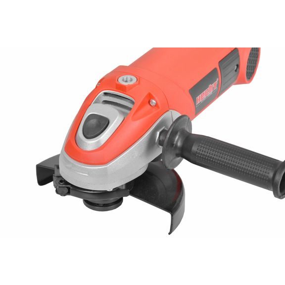 Pohled na přední stranu