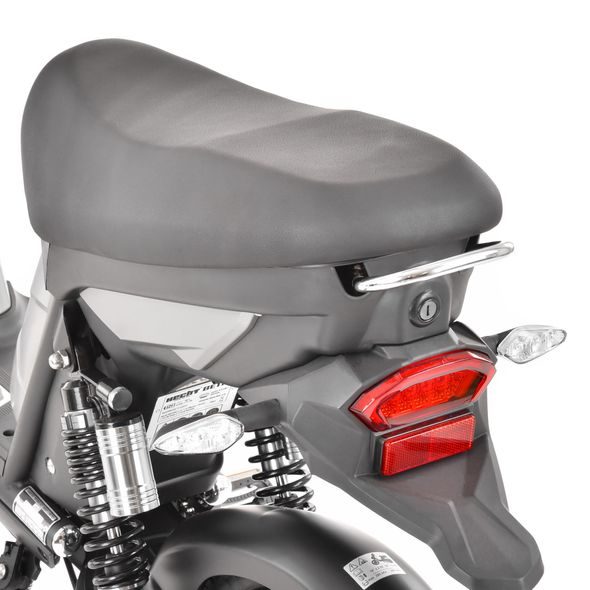 E-SCOOTER - HECHT BETIS SILVER