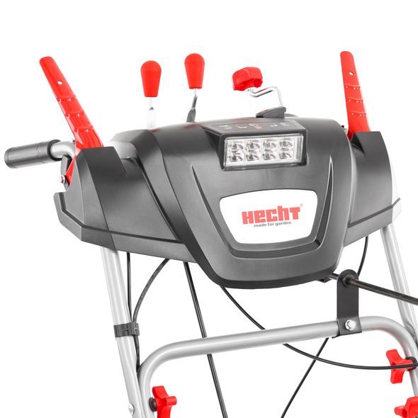 PETROL SNOW BLOWER - HECHT 9661 SE