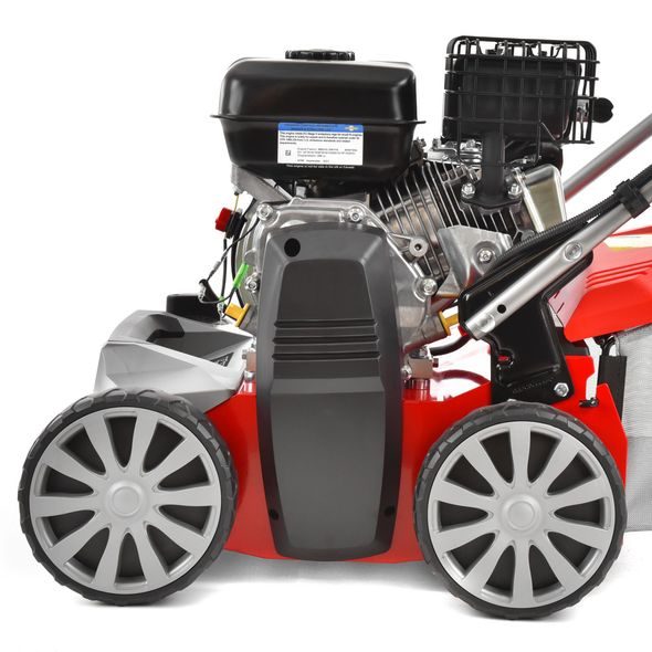 PETROL LAWN SCARIFIER  - HECHT 5677 2 IN 1