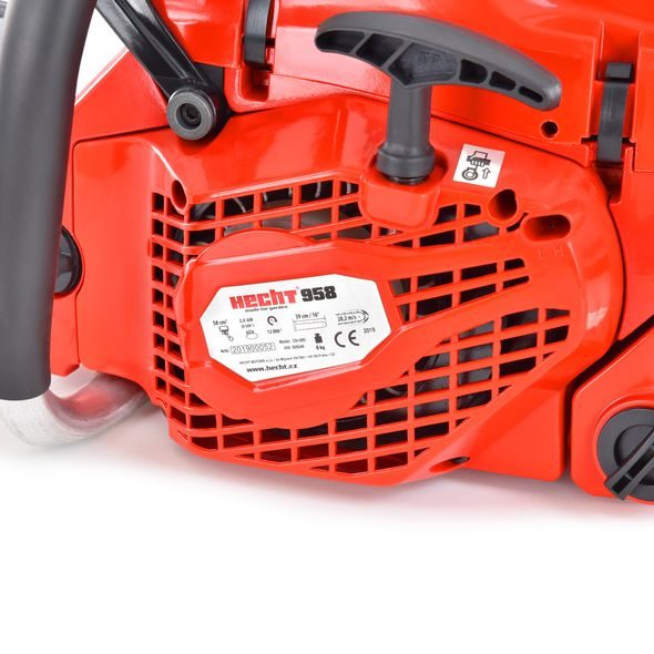 PETROL CHAINSAW - HECHT 958