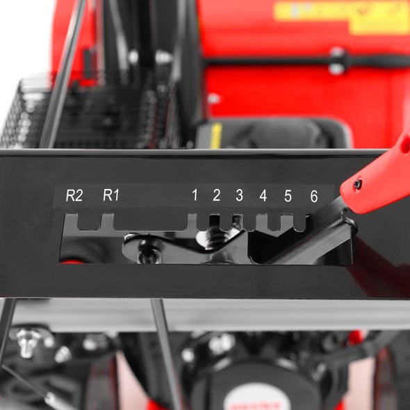 GASOLINE SNOW BLOWER - HECHT 9661