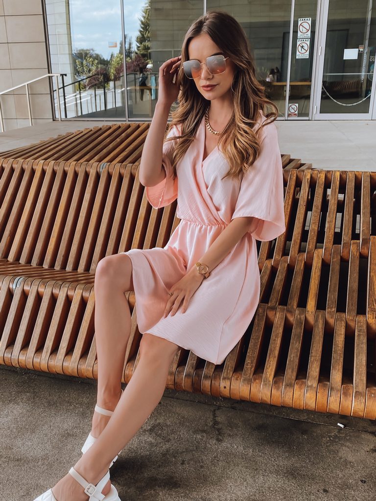 Edinstvena poletna obleka v rožnati barvi Mirella - Pravimoski.si