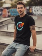 Črna moška majica v modernem slogu