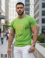 Zelena moška majica z napisom DIFFERENT