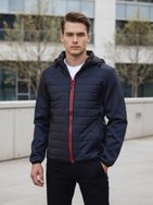 Zanimiva moška prehodna jakna s prešivanjem v modri barvi
