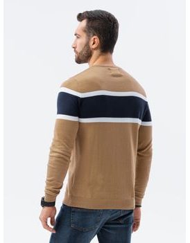 Trendovski pulover v kamelji barvi E190