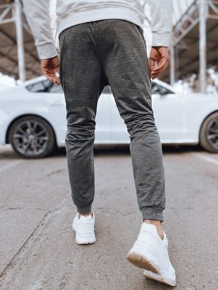 Rdeče moške trenirke