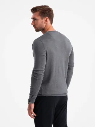 Sodoben bordo pulover v nordijskem slogu