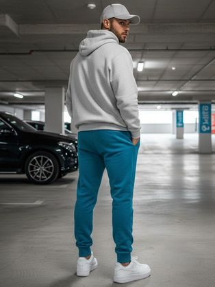 Granat trenirka preprostega dizajna