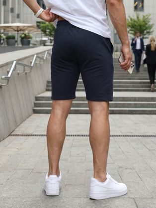 Moderne rdeče trenirke