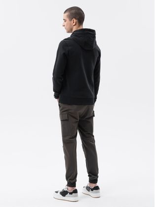 Trendovski črn pulover B1147