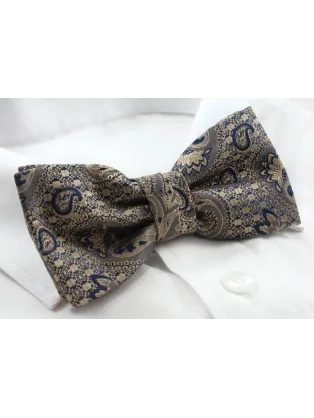 Bleščeč metuljček v beli barvi Alties