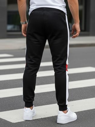 Granat trenirka preprostega dizajna