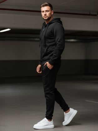 Preprosti črn set trenirke