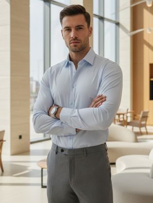 Črna majica s kapuco z izvirnim potiskom