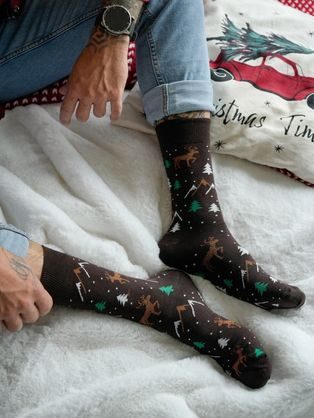 Rjave moške nogavice z božičnim motivom