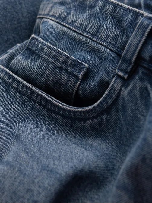 Edinstvene modre kavbojke z izrazitimi odrgninami V3 PADP-0175