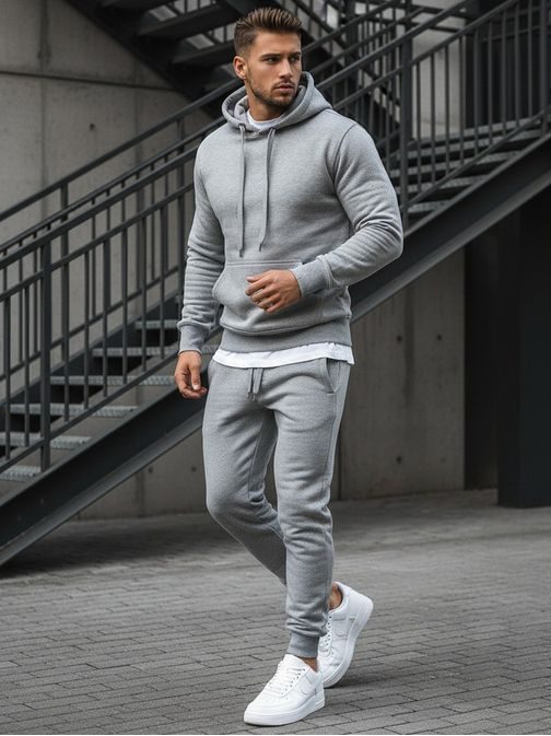 Stilski siv pulover s kapuco