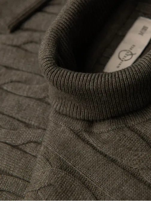 Pleten moški rolo v olivni barvi V2 OM-SWTN-0157