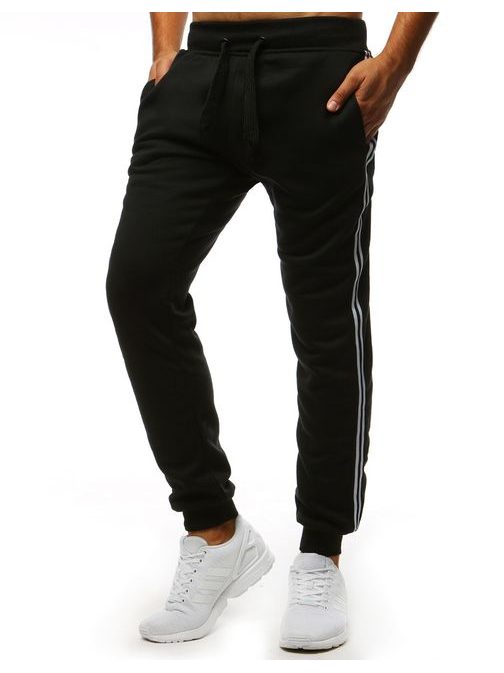 Črne hlače trenirke s črtami