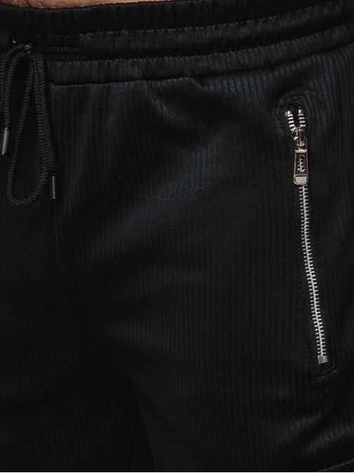 Moderne črne joggerje z žepi