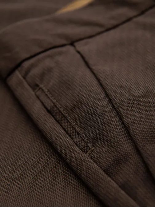 Rjave hlače chinos z drobno teksturo V3 PACP-0184