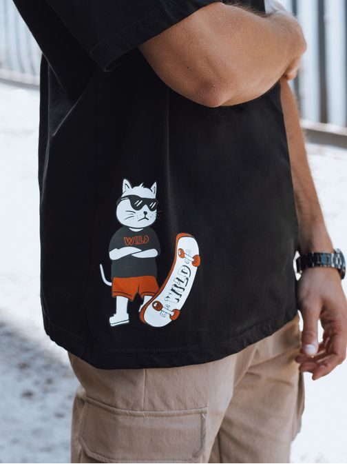 Edinstvena črna majica z napisi