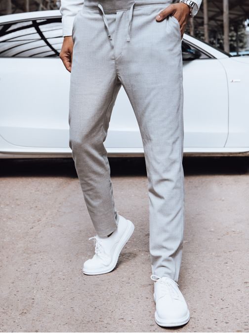 Lahke moške hlače, idealne za poletje