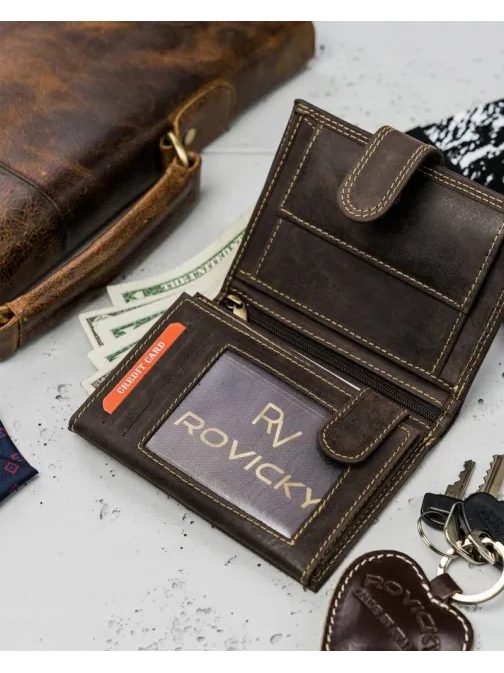 Rjava moška denarnica z zaponko