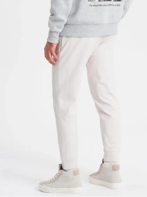 Bele edinstvene moške trenirke V4 PASK-0142